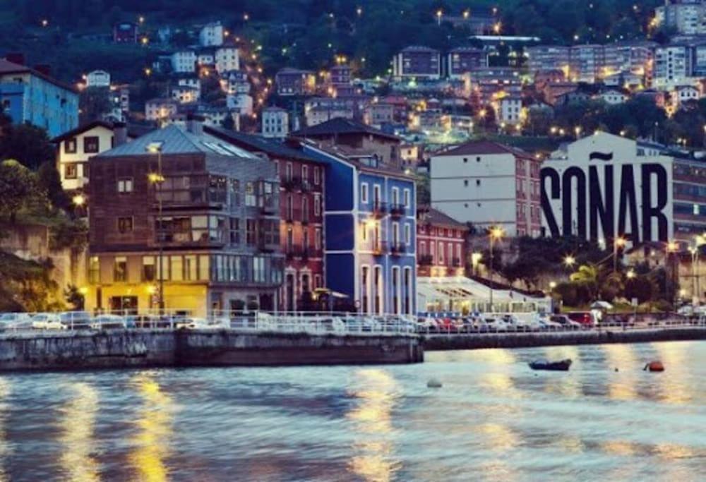 Cultura Y Gastronomia En El Casco Viejo Apartment Билбао Екстериор снимка