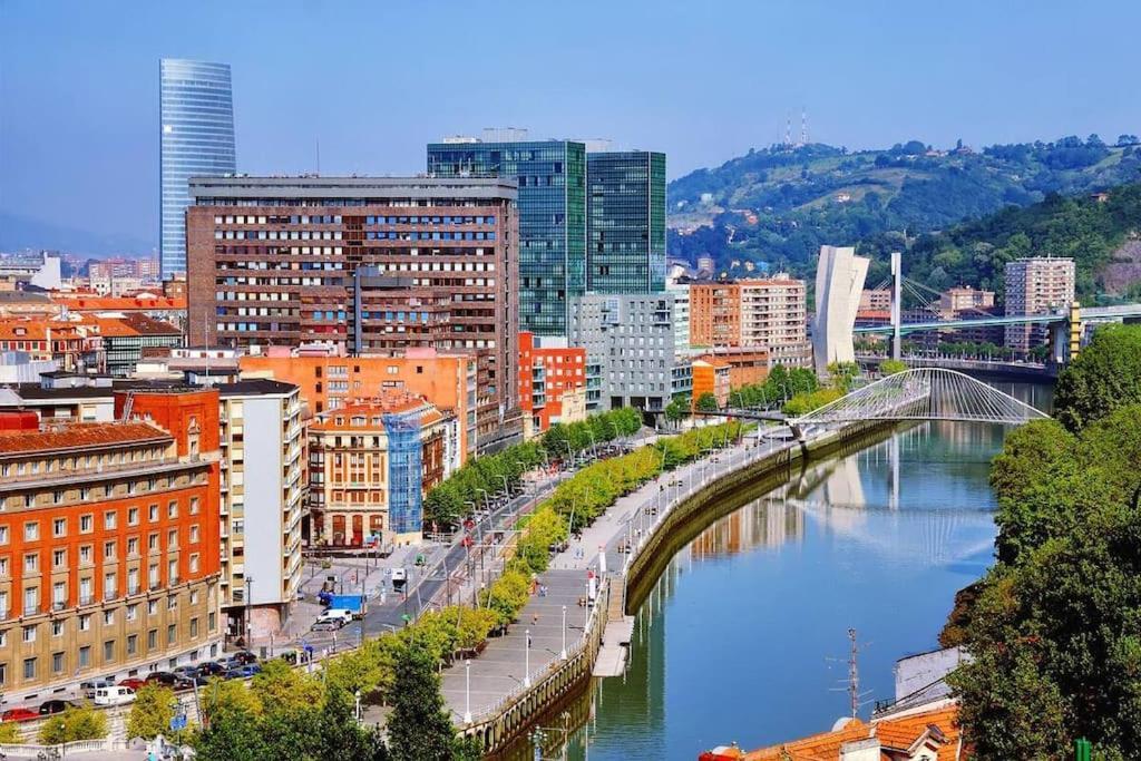 Cultura Y Gastronomia En El Casco Viejo Apartment Билбао Екстериор снимка
