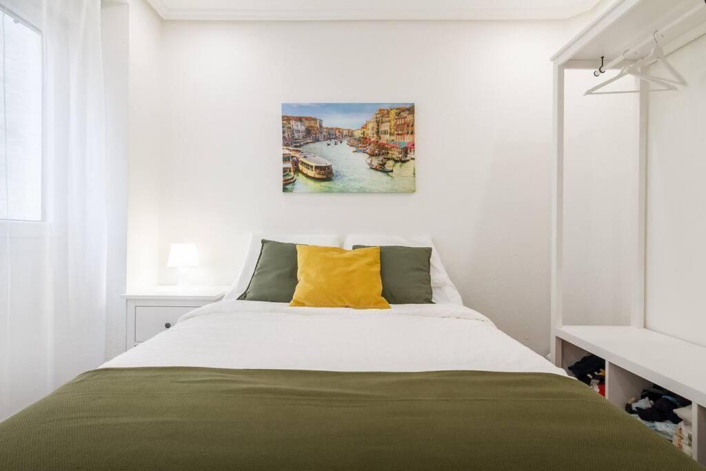 Cultura Y Gastronomia En El Casco Viejo Apartment Билбао Екстериор снимка